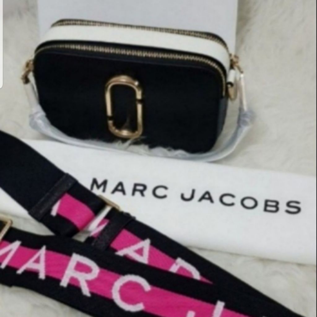 marc jacobs snapshot singapore price