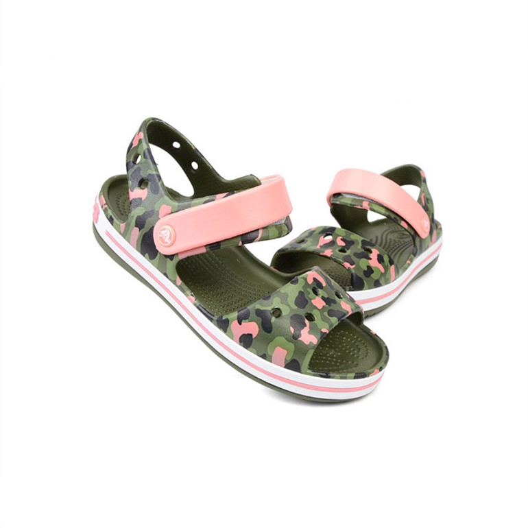 crocs camouflage pink