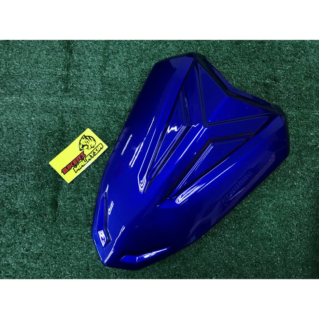 seat cover for r15 v3