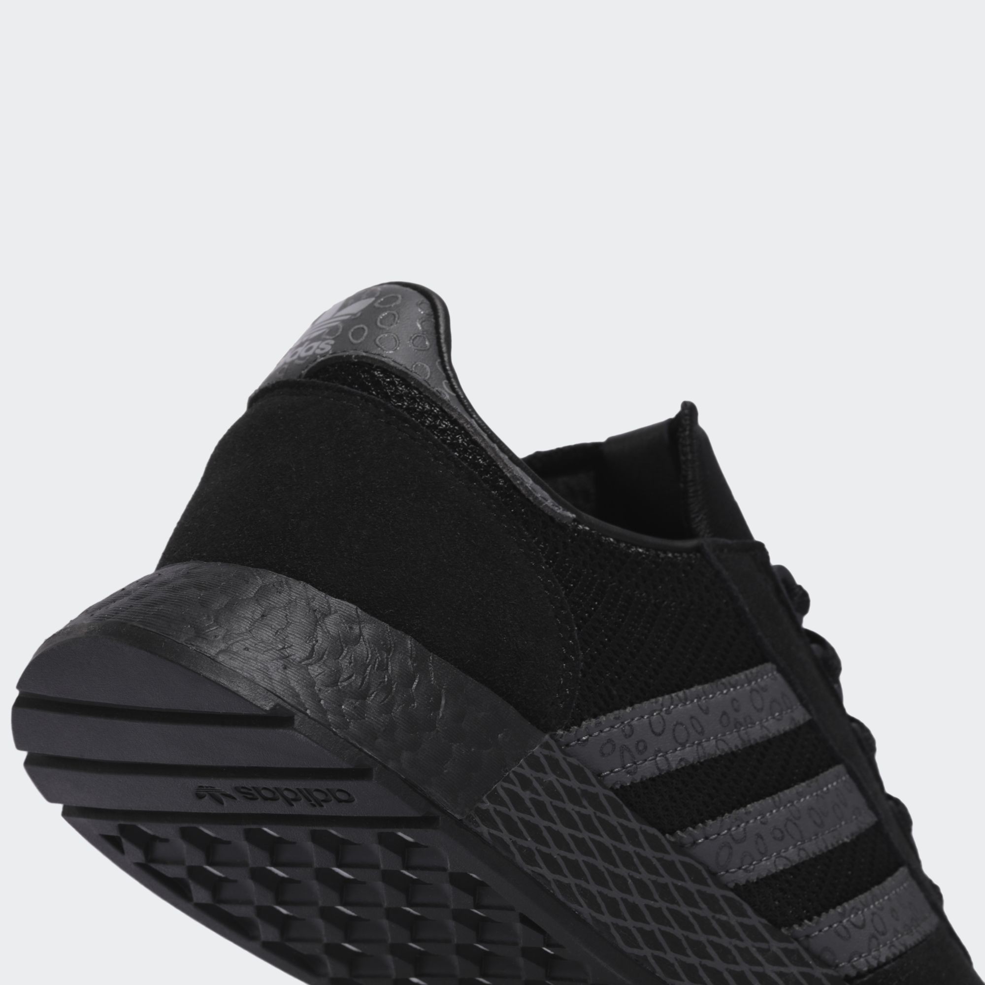 ef0321 adidas