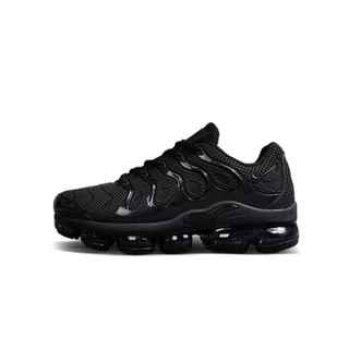 cheap black nike sneakers