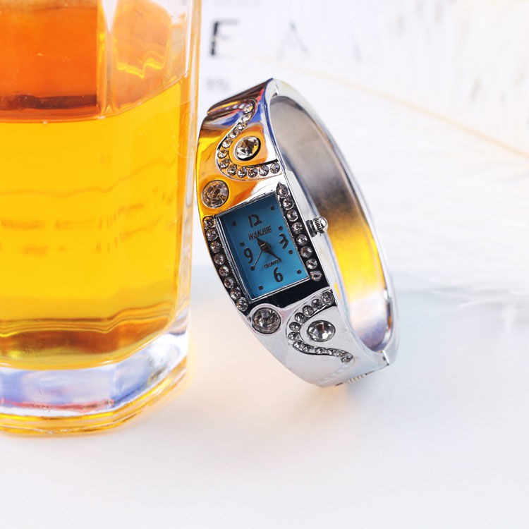 Bracelet Watches 2021 gelang  emas baru menonton retro 