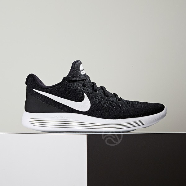 nike womens lunarepic flyknit