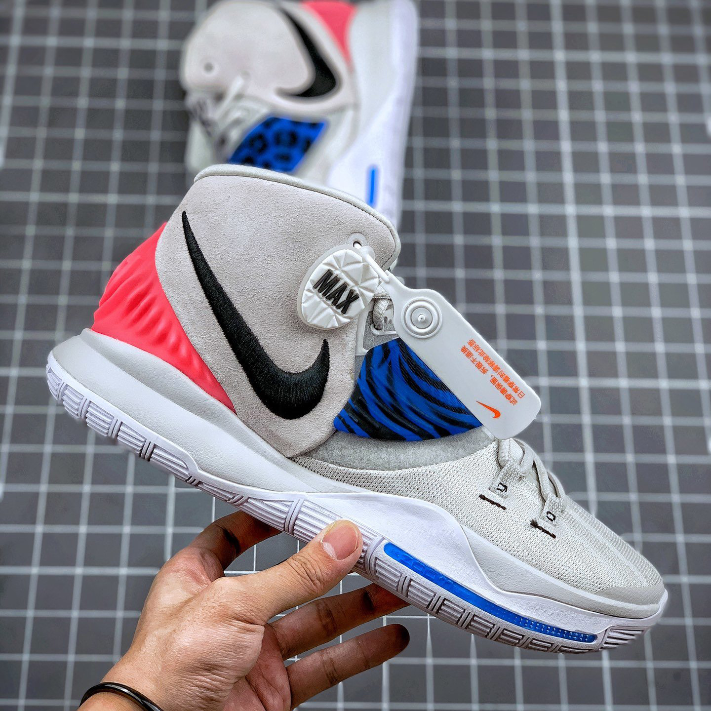 boys grey nike shoes