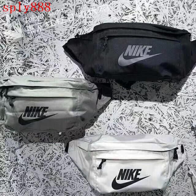 nike large tech hip pack