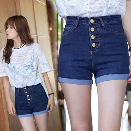 short baggy jeans