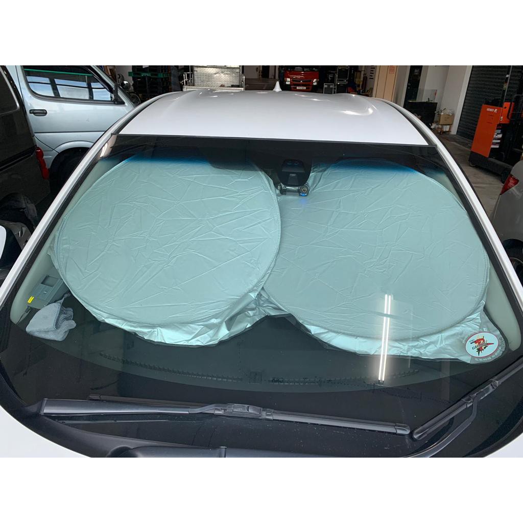 Vi.yo Car Sun Shade Foldable front Windshield Heat and Sun Reflector UV Rays Protector to Keep Vehicle Cool,Silver 140x70 CM 