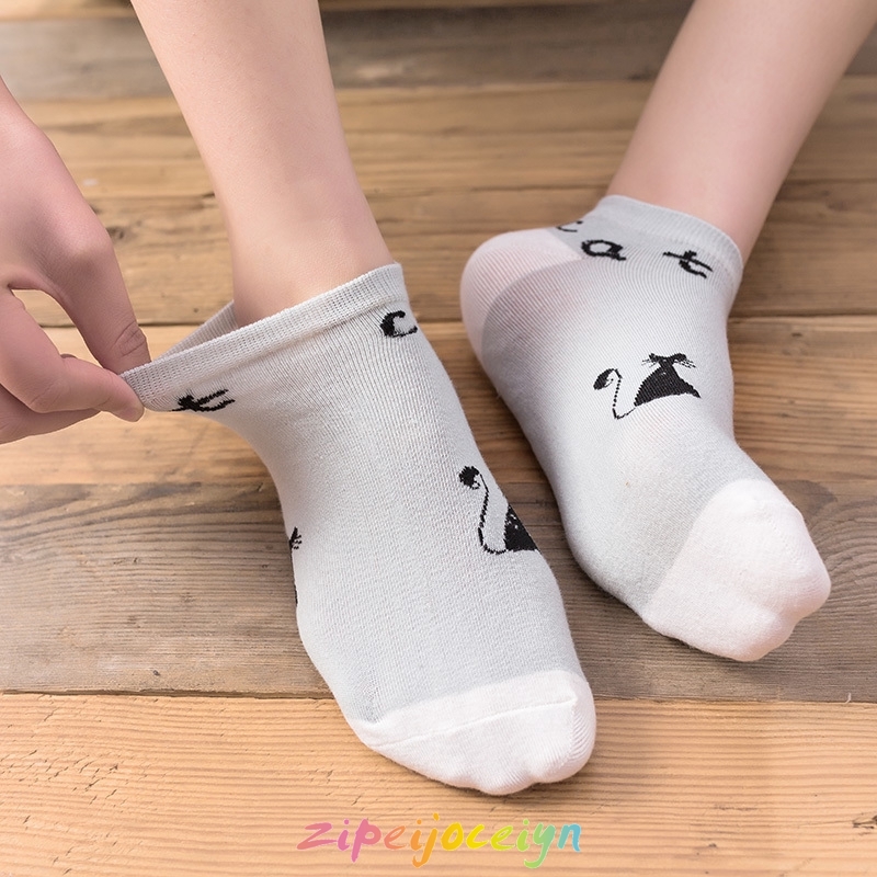 Cartoon Cat Embroidery Socks Women Short Cotton Socks For Girls Non-Slip Socks
