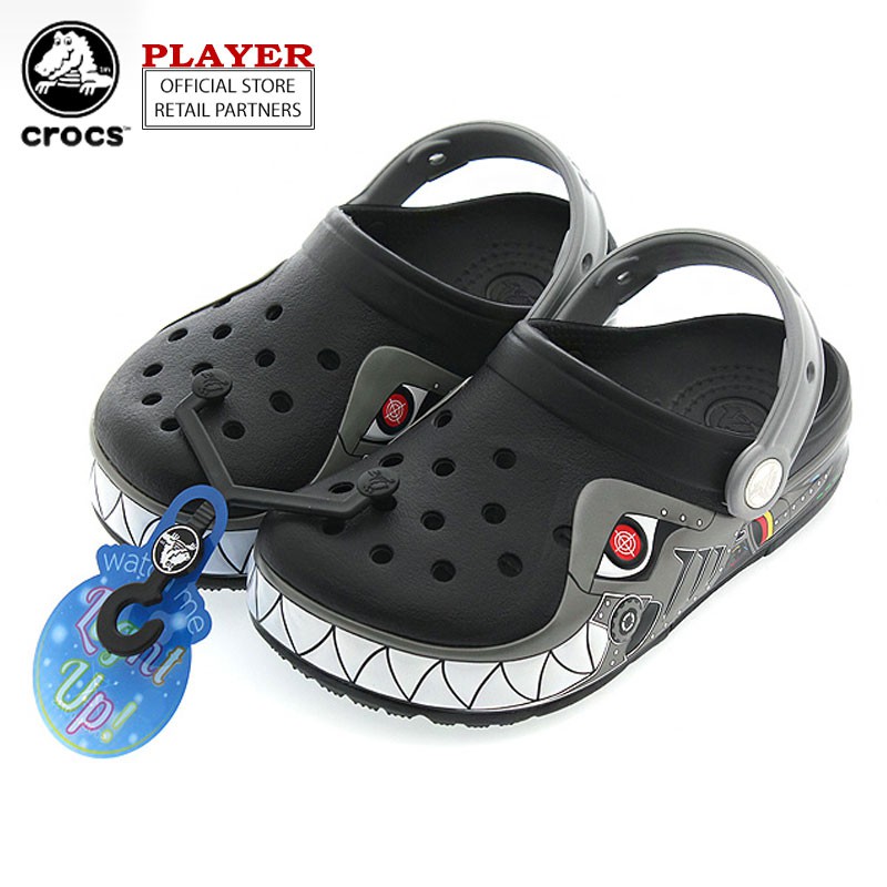 baby shark crocs