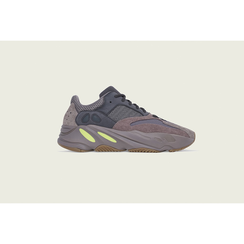 yeezy 700 shopee