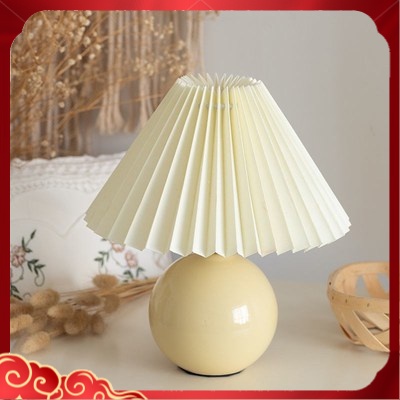 3 color Table Lamp Nordic Retro Pleated Pearl lampshade desk lamp Room decoration night light lamp