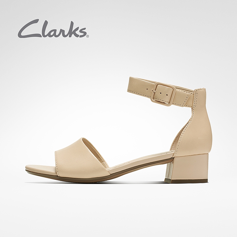 clarks low heels