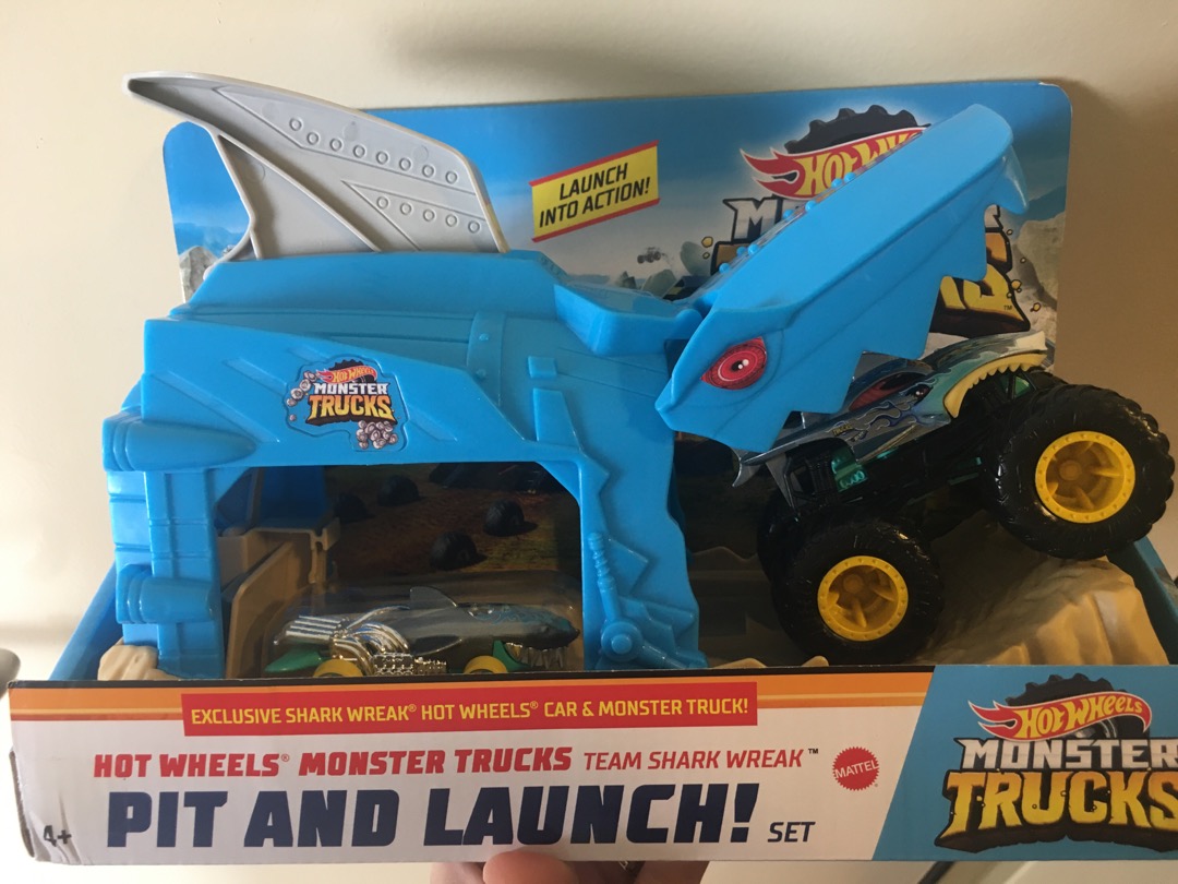 pit and launch hot wheels