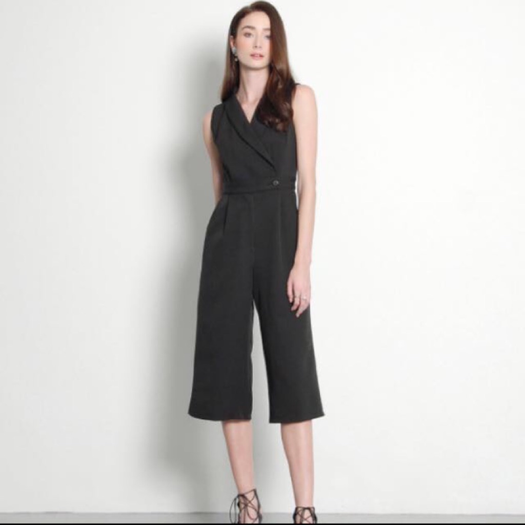 tuxedo jumpsuit very