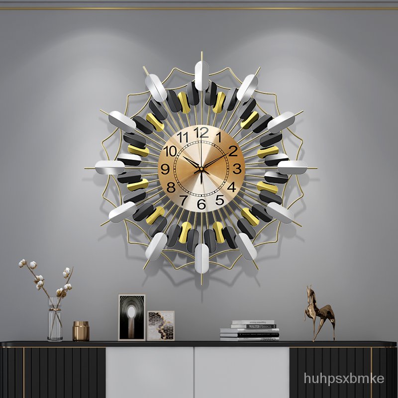 Nordic Light Luxury Art Clock Wall Clock Living Room Home Creative