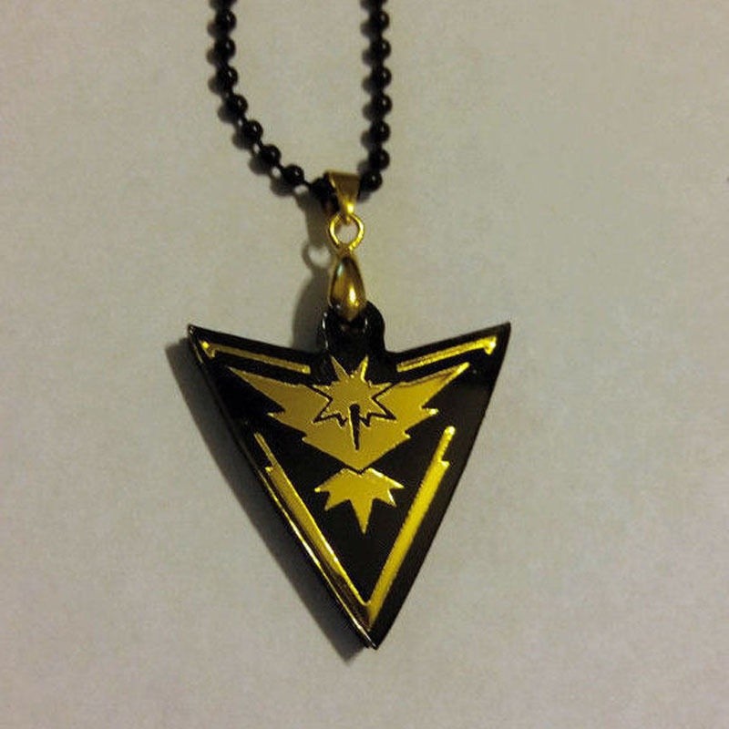 Hot New Pokemon Go Necklace Team Mystic Team Instinct Team Valor Game Fan Gift Shopee Singapore - team mystic necklace roblox