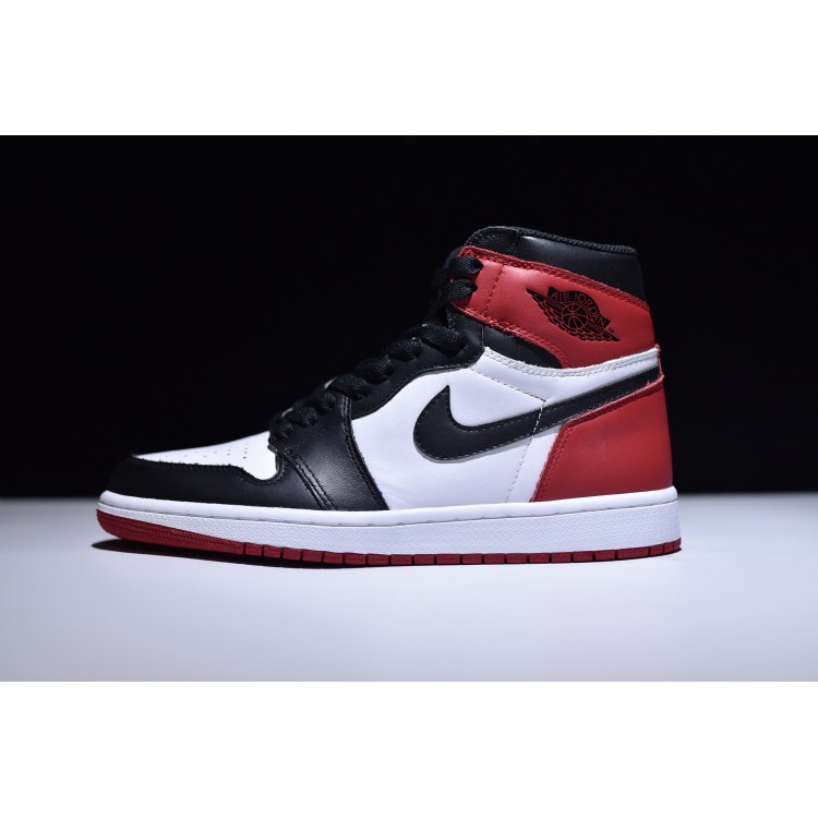 air jordan 1 retro high og black toe