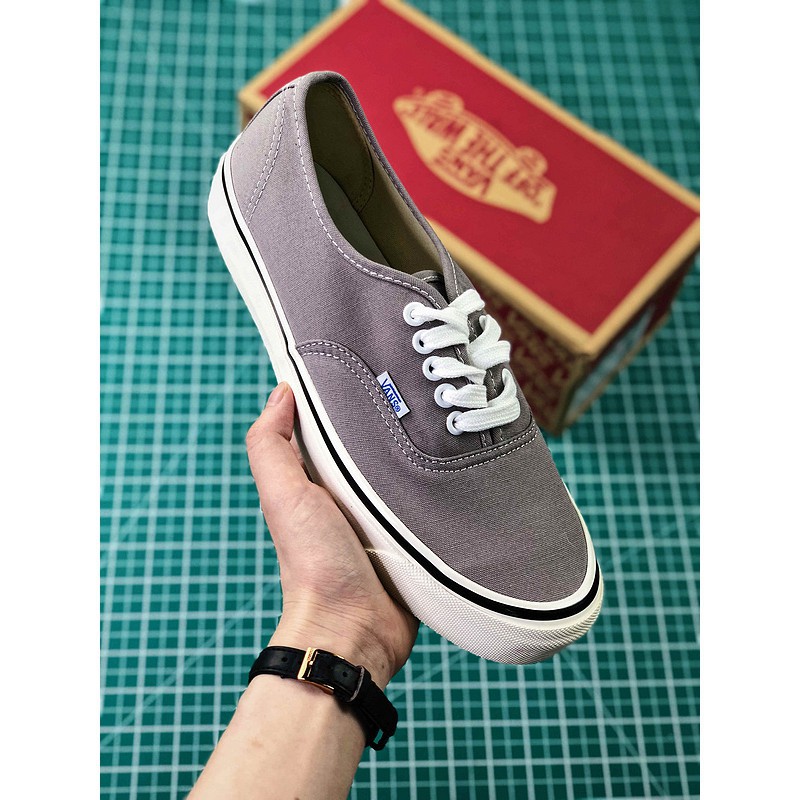 low top grey vans