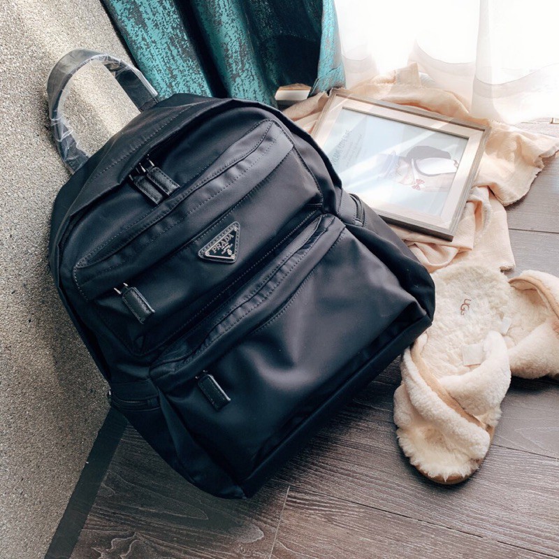 prada travel bag mens