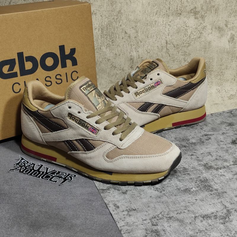 tan reebok shoes