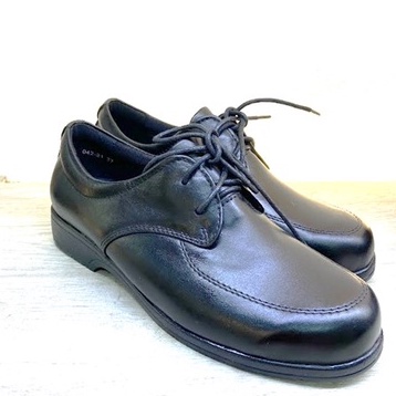 black nursing sneakers