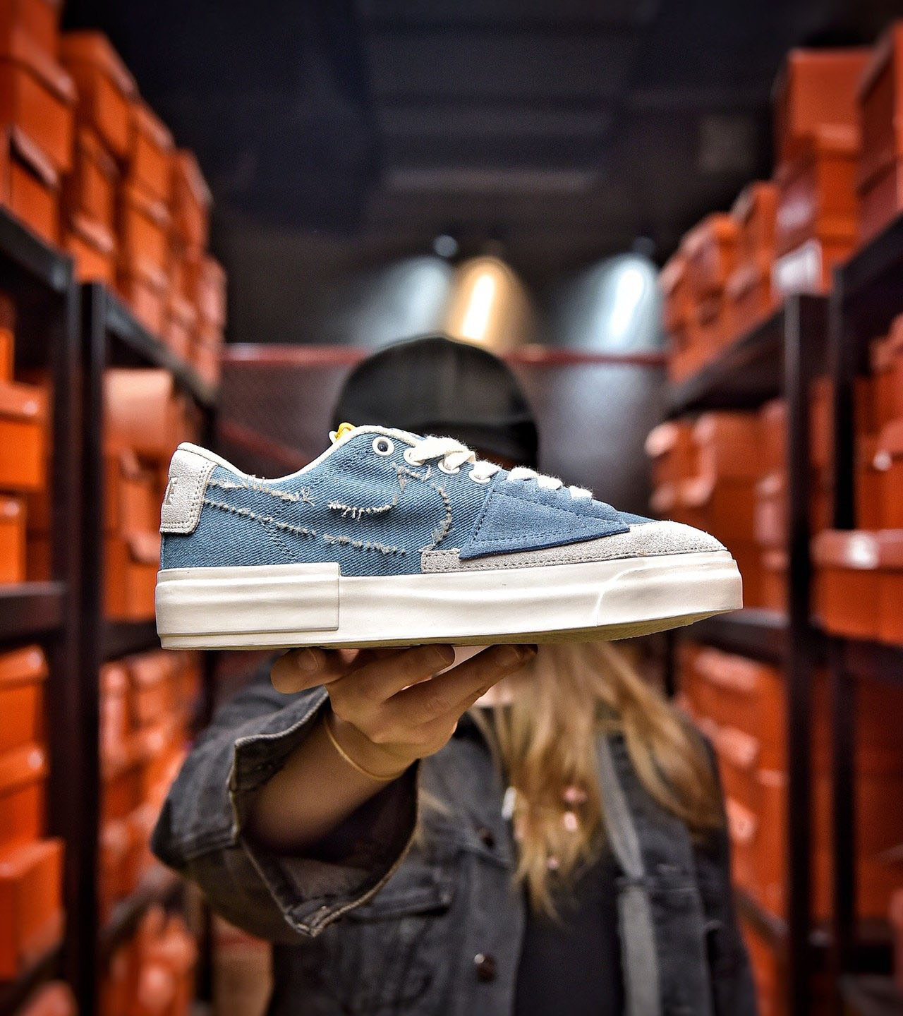 nike men's sb zoom blazer low skate shoe