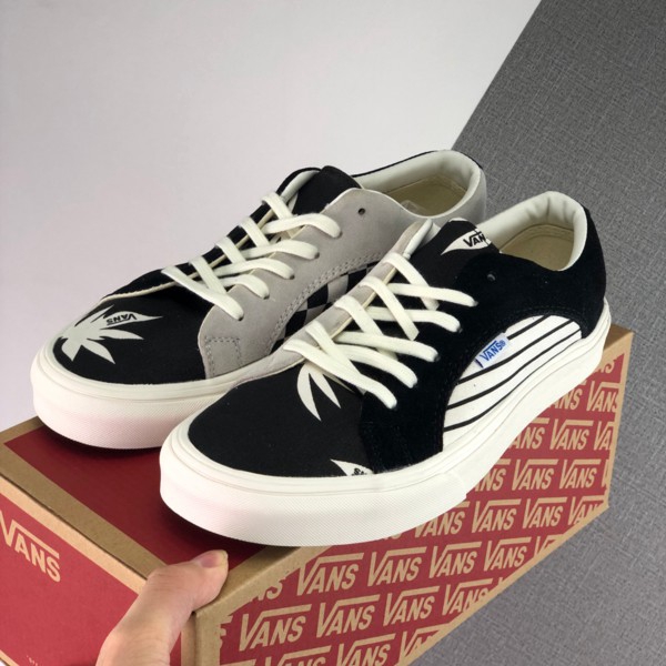 vans cdg play