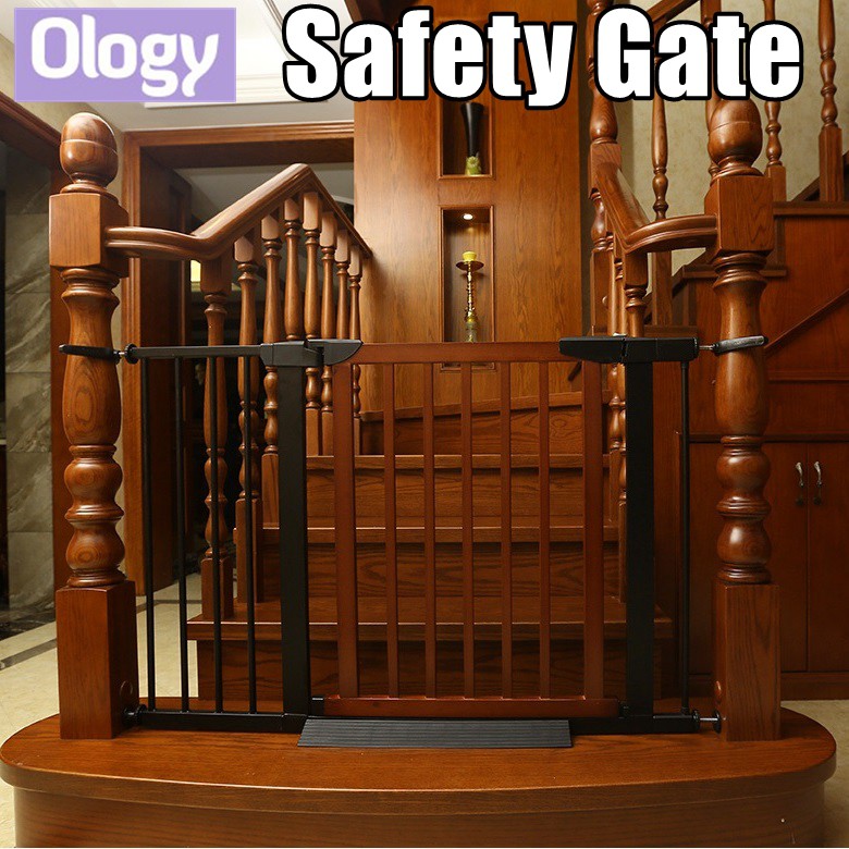 Premium Wood Safety Gate Baby Pet Safe, Are Hardwood Stairs Safe For Dogs