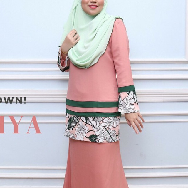 Baju Kurung Saffiya In Peach Hijau Lumut Shopee Singapore