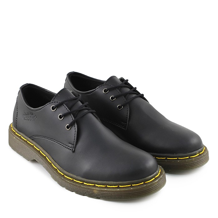 dr martens low boots