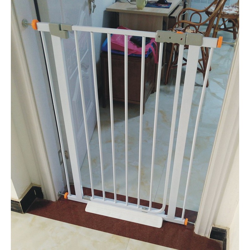 Safety Gate Baby/Pets Auto Swing Back Lock Stay Open Pressure Fit Mount |  Shopee Singapore