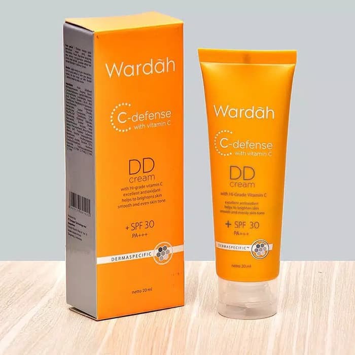 Wardah C Defense With Vitamin C Dd Cream Spf 30 Pa 20ml Shopee Singapore