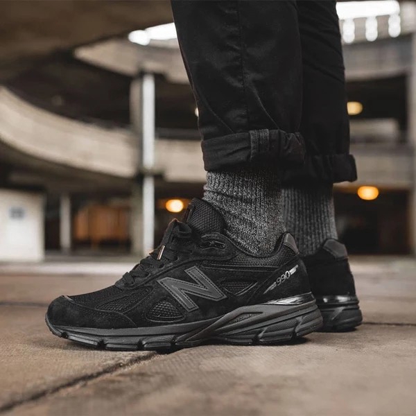 990 triple black