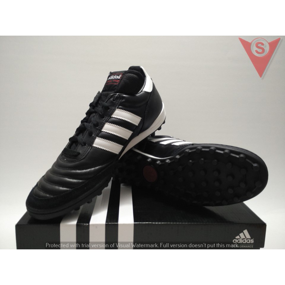 019228 adidas