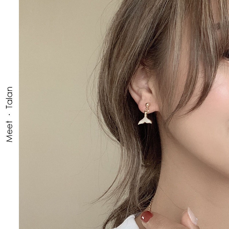 Dangle Drop Mermaid Earrings / Dolphin 