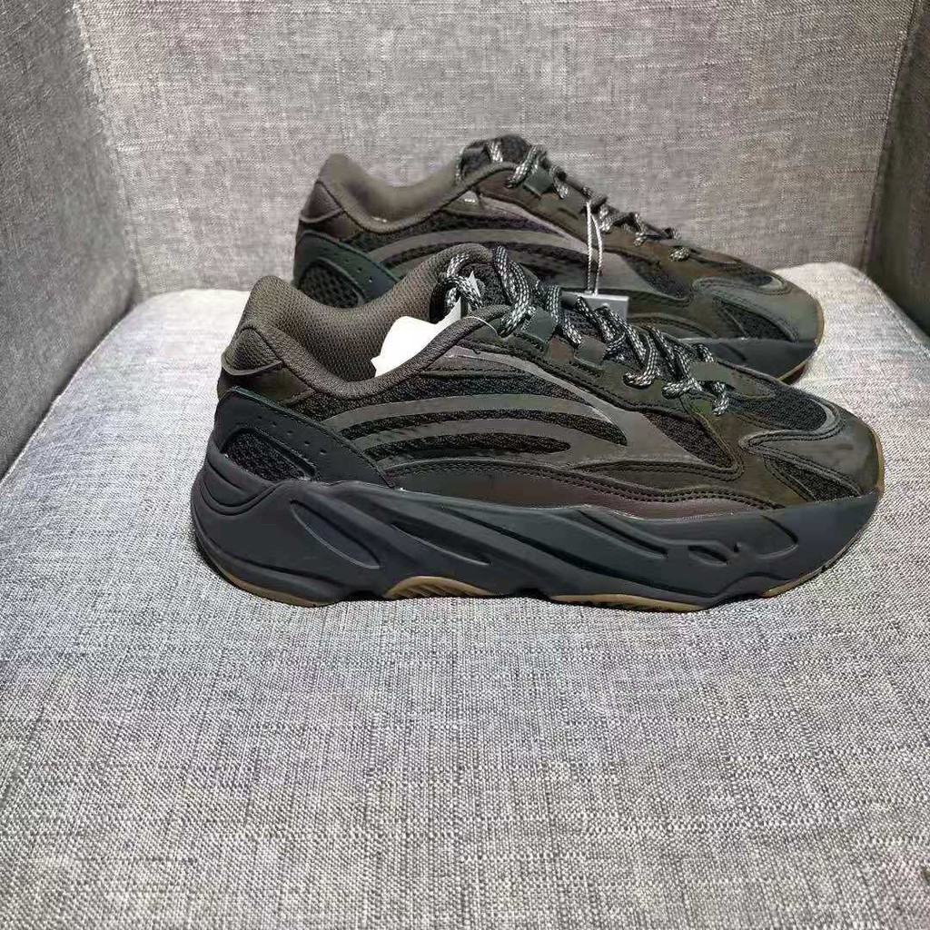 adidas yeezy boost 700 v2 price
