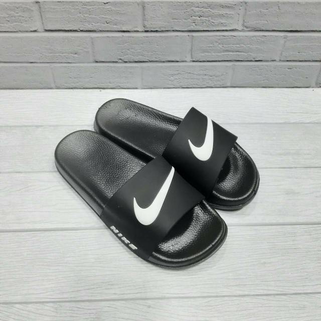 nike rubber flip flops