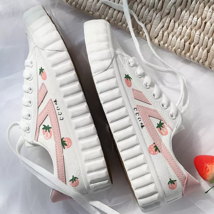 trendy shoes for women