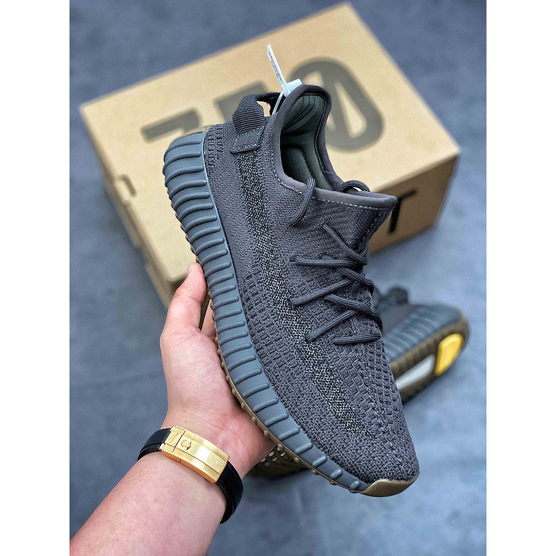 yeezy 350 boost men's shoes