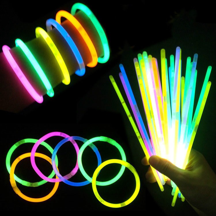 20pcs Lot Glow Sticks Bulk Glowsticks Multicolor Optional Glow In The Dark Toy Shopee Singapore - rainbow glow stick roblox