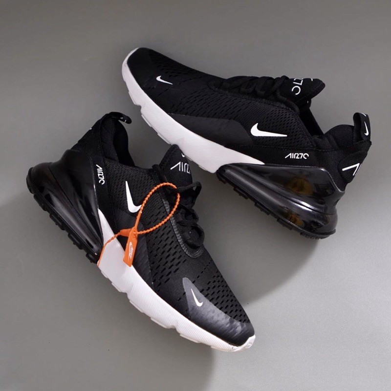 mens black nike running shoes