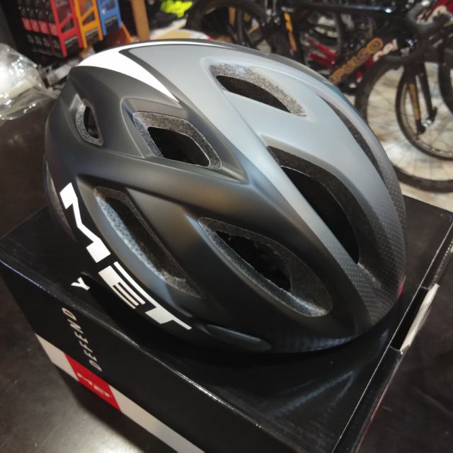 met road helmet