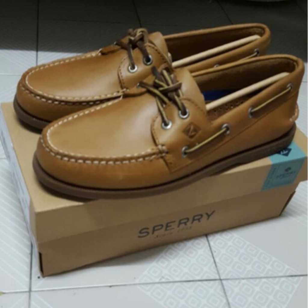 Sperry Sahara boat shoes | Shopee Singapore