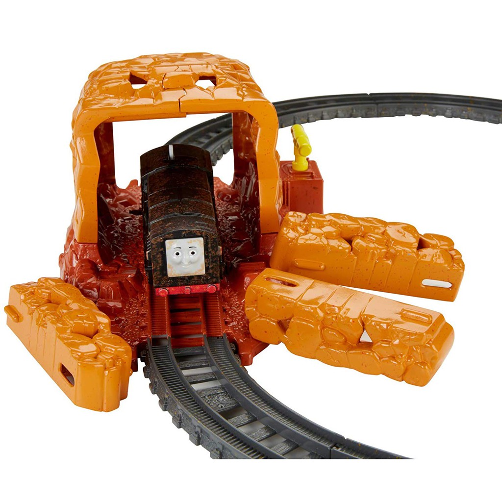 thomas trackmaster tunnel blast set