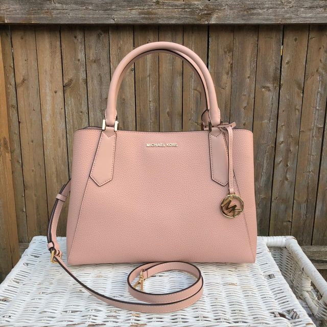michael kors kimberly bag