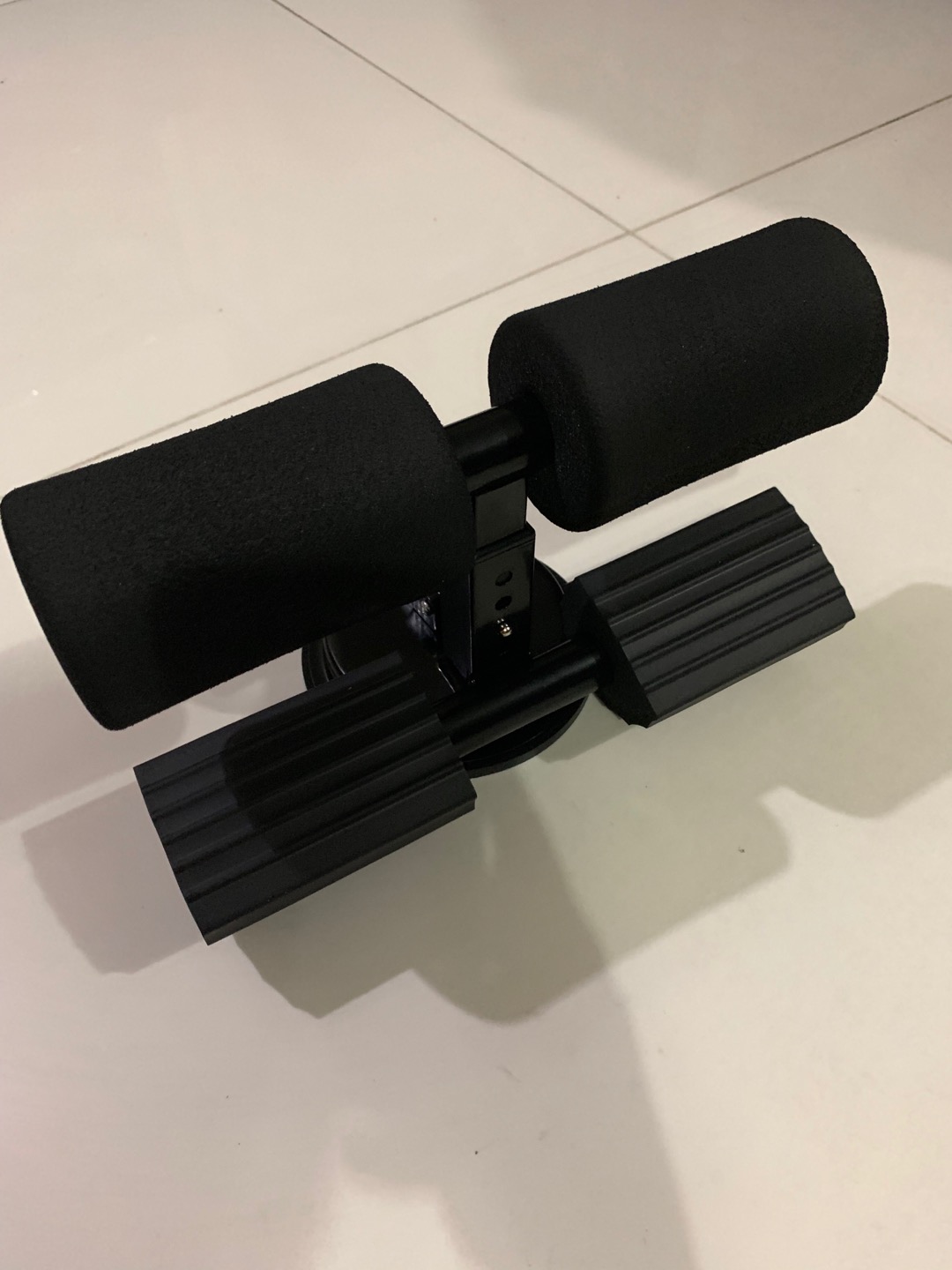 portable & adjustable sit up bar for home workout