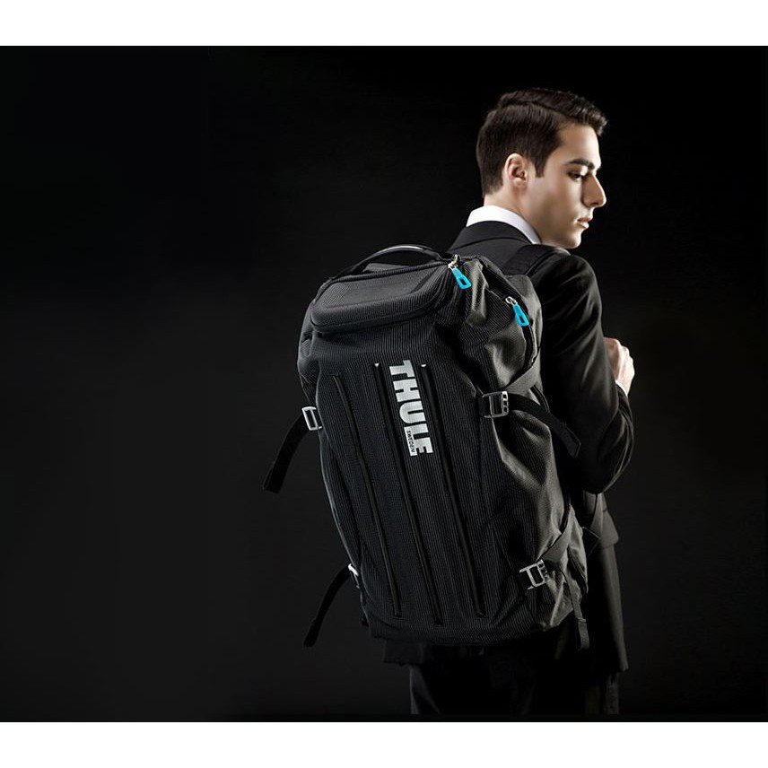 thule travel backpack