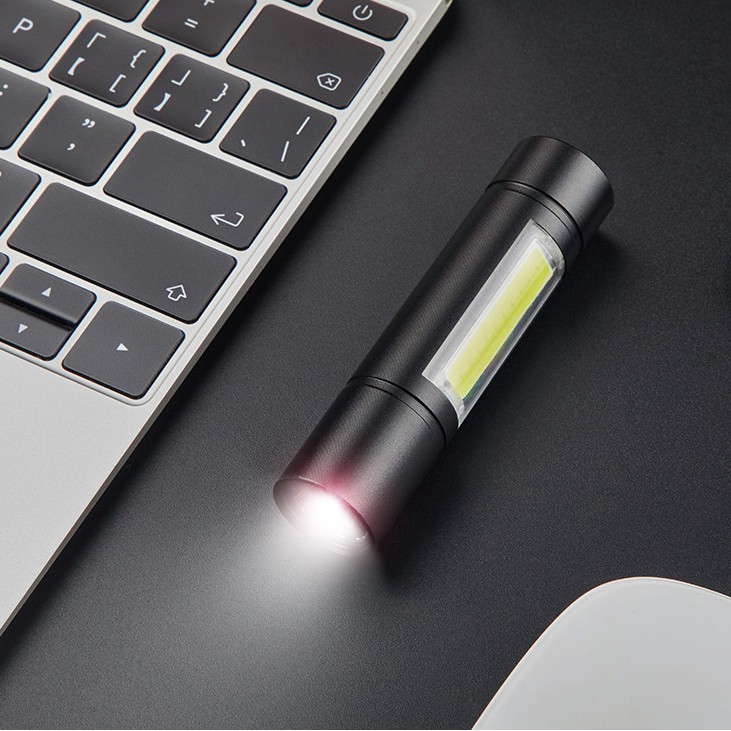 Download Mini Super Light Portable LED Flashlight Free Box Led ...