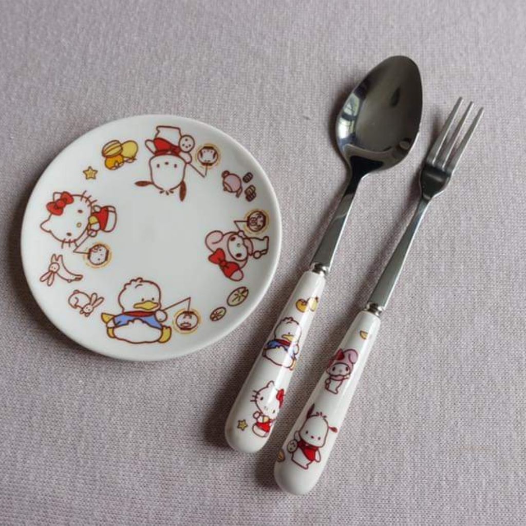 Hong Kong Kee Wah Mooncake Bakery X Sanrio Utensils Shopee Singapore