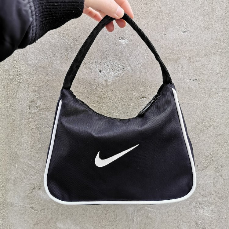 nike vintage sling bag